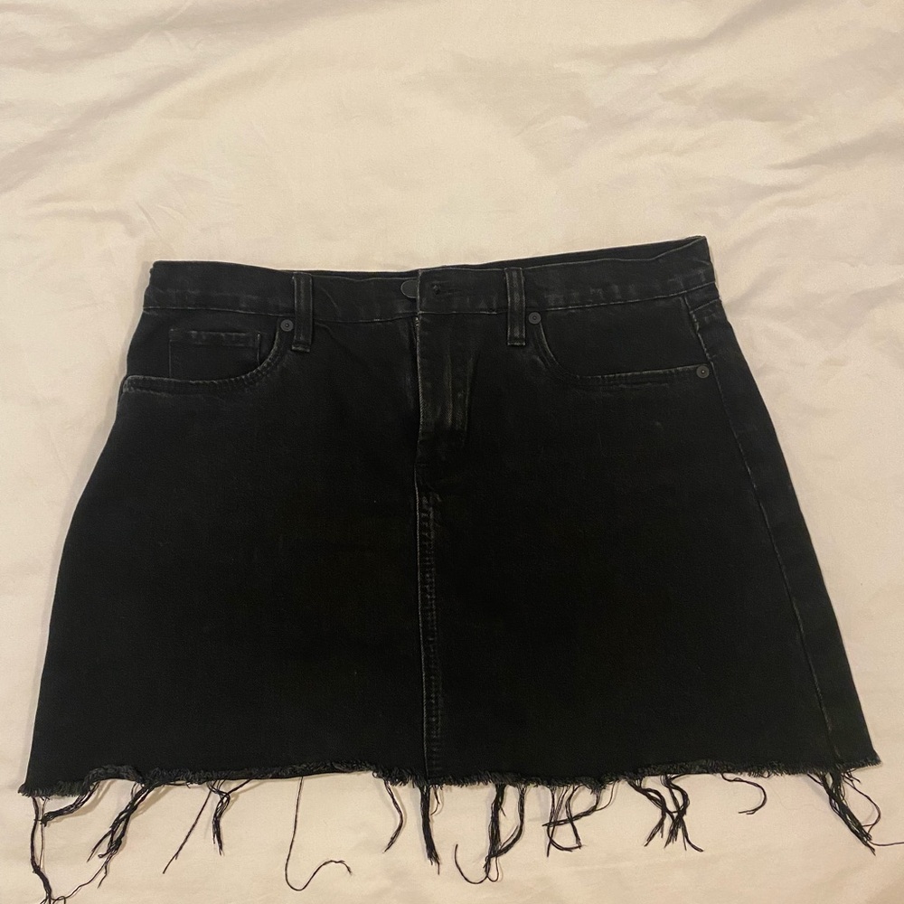 BlankNYC Classic Frayed Hem Black Denim Skirt